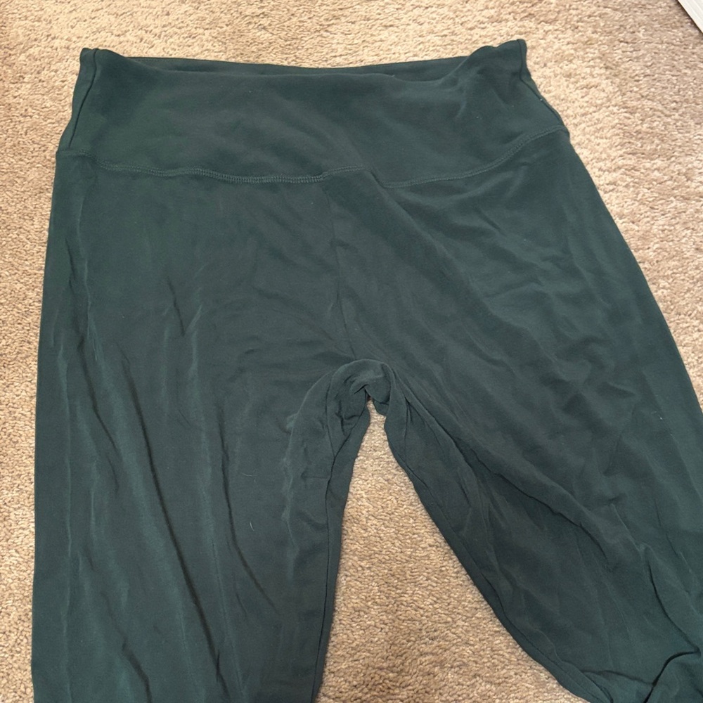 Nuuds Dark Green Leggings